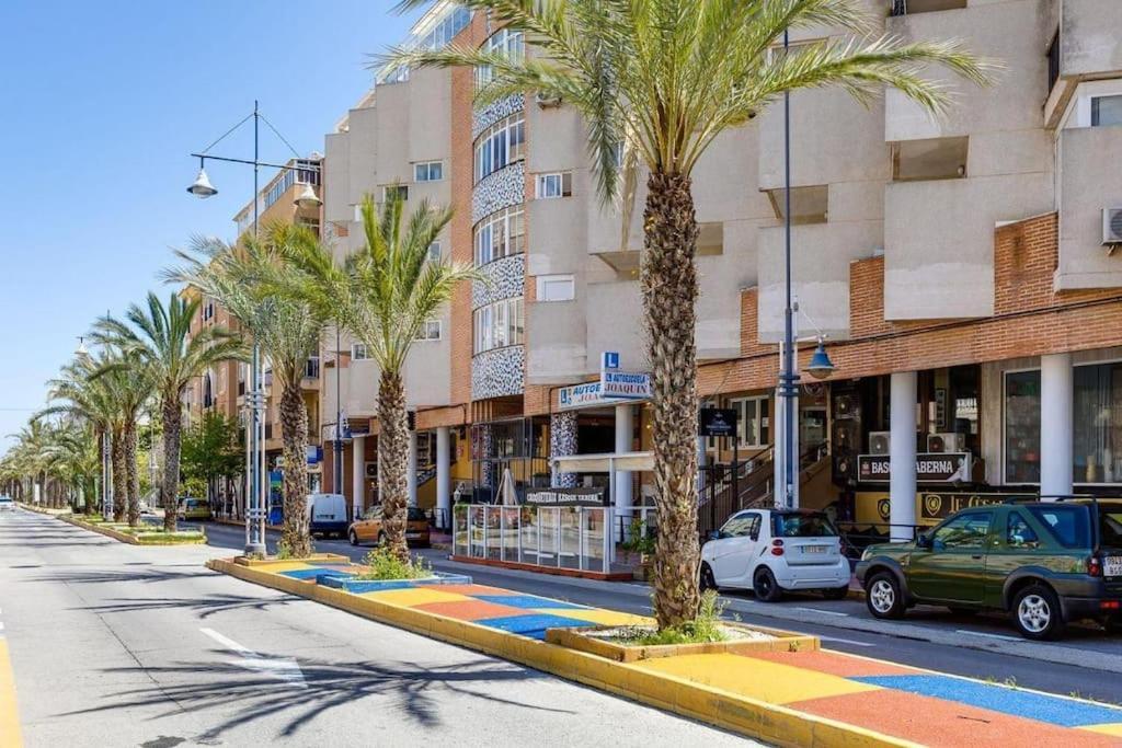 Studio Apartment Santana Habaneras - 05 At Beach With Garage, Pool And Lift Torrevieja Extérieur photo